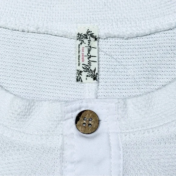 Intimately Free People White Sleeveless Bodysuit with Button Detail. Small - Picture 6 of 9